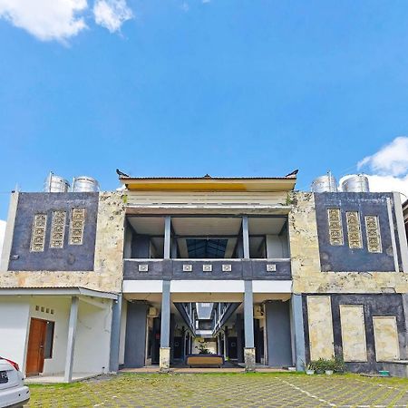 Super Oyo 91495 Hotel Indah Residence Denpasar Dış mekan fotoğraf