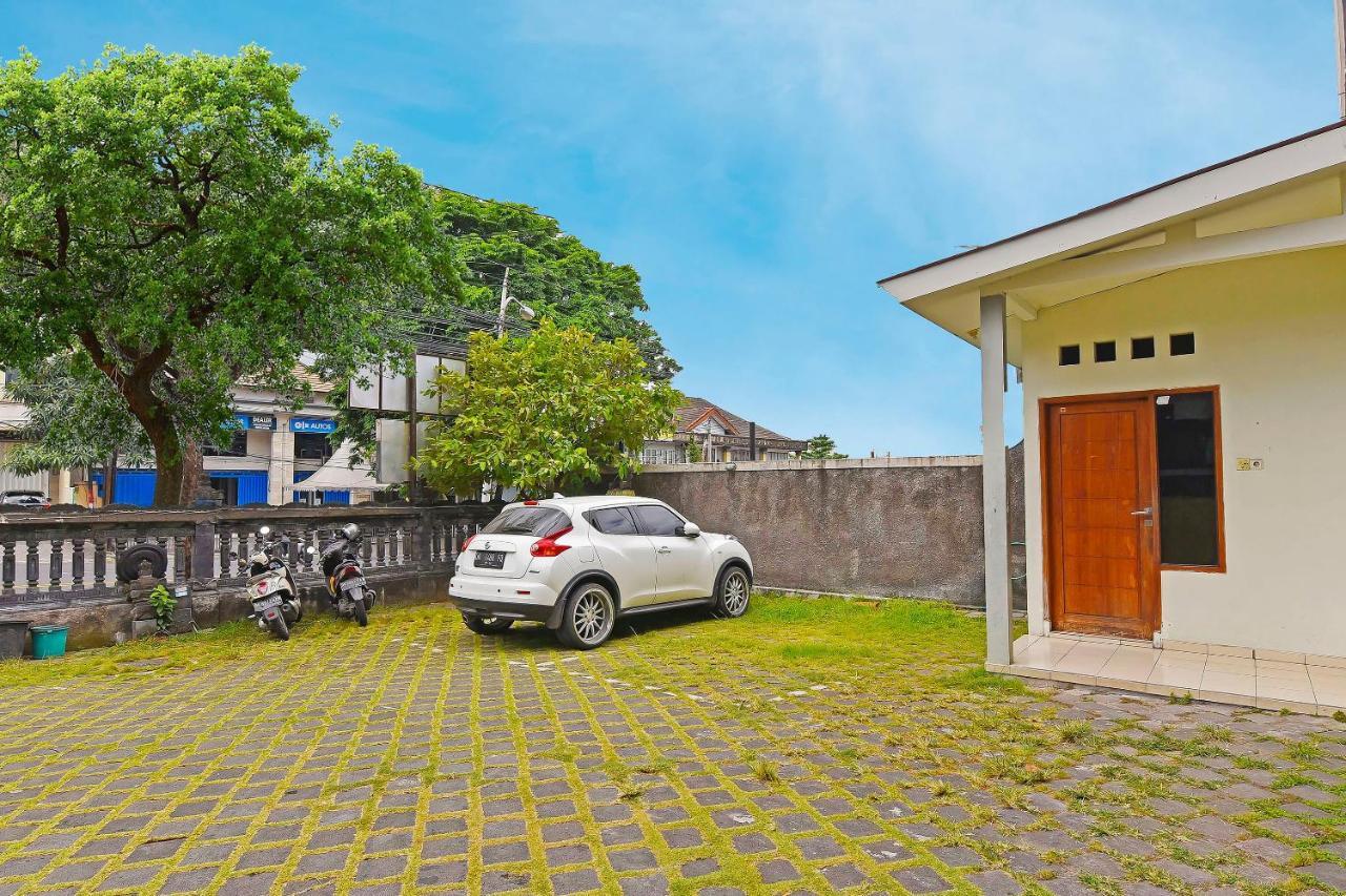Super Oyo 91495 Hotel Indah Residence Denpasar Dış mekan fotoğraf