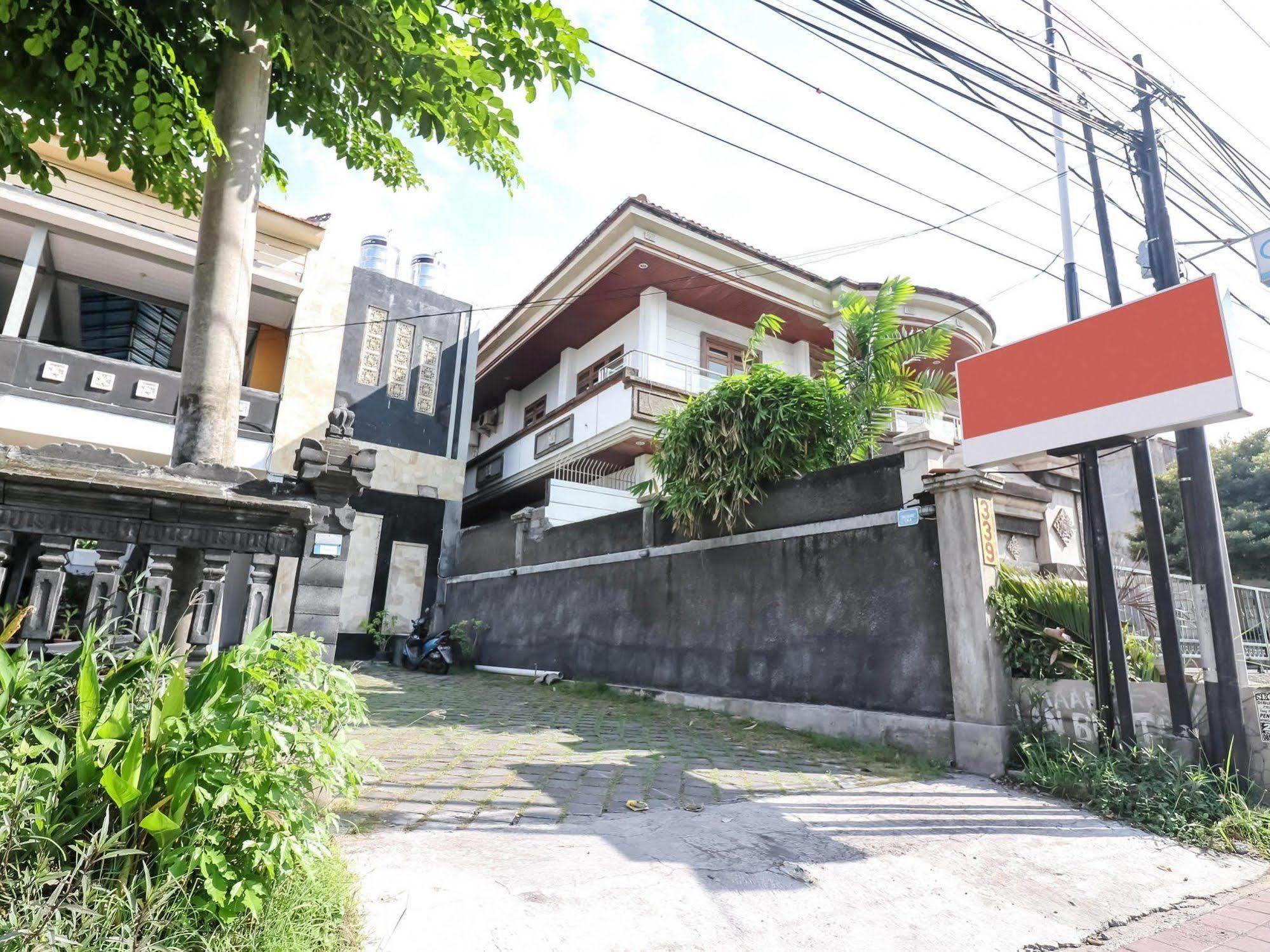 Super Oyo 91495 Hotel Indah Residence Denpasar Dış mekan fotoğraf